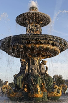 Water Feature Prints: Place de la Concorde fountain, Paris, France, Europe