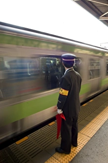 Subterranean Prints: Platform conductor