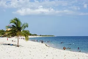 Images Dated 8th May 2010: Playa Ancon, beach resort, Trinidad, Cuba, West Indies, Caribbean, Central America