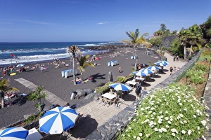 Parasol Prints: Playa Jardin Beach, Puerto de la Cruz, Tenerife, Canary Islands, Spain, Atlantic, Europe