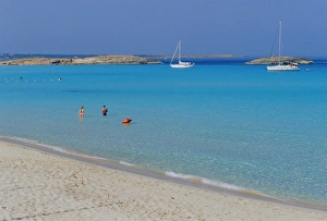 Holidaying Prints: Playa de ses Illetes