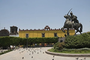 Images Dated 24th April 2008: Plaza de Allende, a square near Templo de Nuestra Senora de la Salud church
