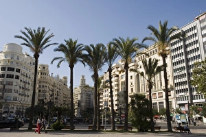 Images Dated 25th June 2007: Plaza Ayuntamiento