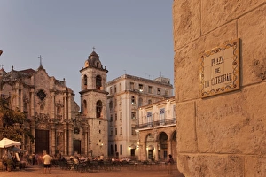 Plaza de la Catedral, Havana, Cuba, West Indies, Central America