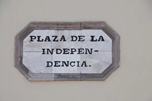 Images Dated 21st April 2008: Plaza de la Independecia, Queretaro, Queretaro State, Mexico, North America