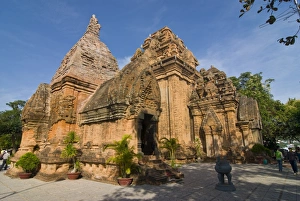 Po Nagar Cham Towers, Nha Trang, Vietnam, Indochina, Southeast Asia, Asia