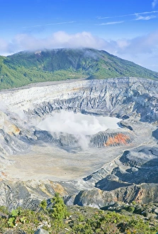 Images Dated 28th January 2009: Poas Volcano, Poas Volcano National Park, Costa Rica, Central America