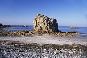 Pointe du Chateau, Cote de Granit Rose, Cotes d Amor, Brittany, France