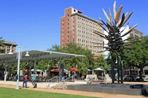 Houston Prints: Points of View sculpture by James Surls in Market Square Park