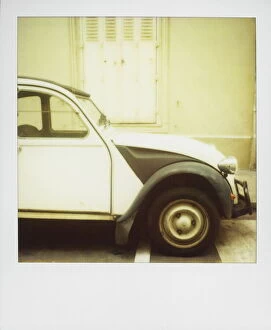 Images Dated 26th January 2000: Polaroid of old black and white Citroen 2CV parked on street, Paris, France, Europe