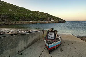 County Donegal Prints: Poll An Mhadaidh, Arranmore Island, County Donegal, Ulster, Republic of Ireland, Europe
