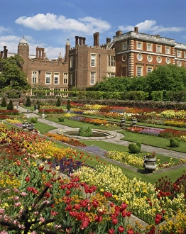 Pond Garden in the Palace Gardens, Hampton Court, London, England, United Kingdom, Europe