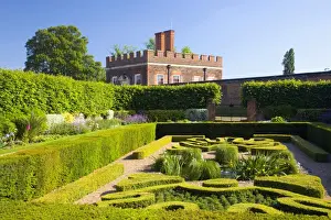 Hampton Court Prints: The Pond Gardens and Banqueting House