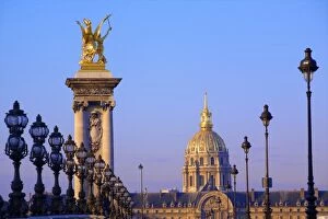 Pont Alexandre III with Chapel of Saint-Louis-des-Invalides in the background, Paris, France, Europe
