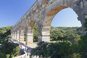Pont du Gard, Roman aqueduct, UNESCO World Heritage Site, Languedoc-Roussillon, southern France