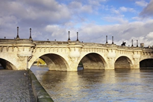 Ile De France Prints: Pont Neuf bridge on the River Seine, Paris, Ile de France, France, Europe
