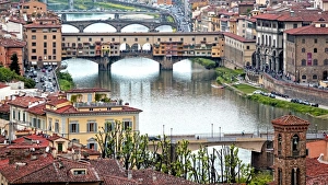 Florence Prints: Ponte Vecchio Bridge across Arno River, Florence, UNESCO World Heritage Site, Tuscany