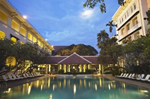 Swimming Pools Prints: Pool area of Raffles Hotel Le Royal, Phnom Penh, Cambodia, Indochina, Southeast Asia, Asia