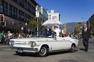 Images Dated 19th January 2009: Pope, Doo Dah Parade, Pasadena, Los Angeles, California, United States of America