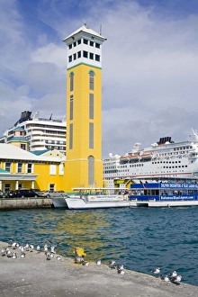Nassau Prints: Port Authority Building, Nassau City