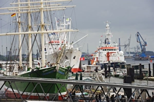 River Elbe Prints: Port of Hamburg on the Elbe River, Hamburg, Germany, Europe