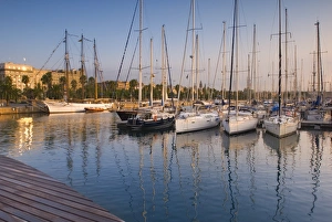 Images Dated 12th September 2007: Port Vell, Barcelona, Catalonia, Spain, Europe