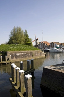 Images Dated 9th May 2008: The port of Willemstad, Holland, Europe
