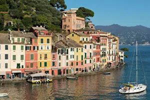 Holiday Maker Gallery: Portofino, Genova (Genoa), Liguria, Italy, Europe