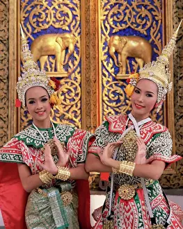 portrait dancers traditional thai classical dance costume Trending Item 6