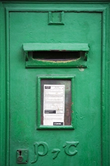 Images Dated 3rd August 2006: Post Box in Tipperary Town, County Tipperary, Munster, Republic of Ireland, Europe