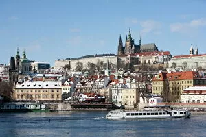 Images Dated 30th January 2010: Prague Castle, St. Vitus Cathedral, and view of Malostranska from Charles Bridge