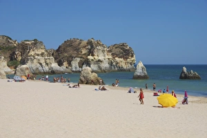 Alvor Prints: Praia Acessivel, Alvor, Algarve, Portugal, Europe