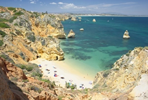 Praia do Camilo (Camilo beach) and coastline