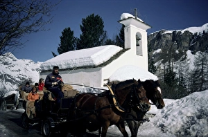 Motoring Prints: Private cars are not allowed in Val Fex
