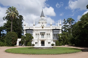 Images Dated 10th March 2009: Private house, Montevideo, Uruguay, South America