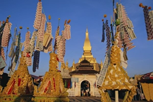 Pha That Luang Prints: Psaat offerings