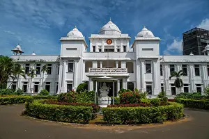 Center Prints: Public Library in Jaffna showcases architectural design and community space for learning and reading in Sri Lanka