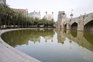 Images Dated 28th June 2007: Puente del Mar