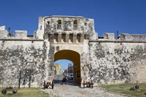 Puerto del Tierra, Fortified Colonial Wall, Old Town, UNESCO World Heritage Site, San Francisco de Campeche, State of Campeche, Mexico, North America