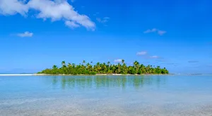 Tropical Climate Prints: Pula Maraya Island from Scout Park Beach, Cocos (Keeling) Islands, Indian Ocean, Asia