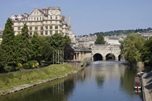 Pulteney Bridge and River Avon, Bath, UNESCO World Heritage Site, Avon, England, United Kingdom, Europe