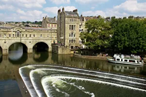 Avon Collection: Pulteney Bridge and River Avon, Bath, UNESCO World Heritage Site, Avon, England, United Kingdom
