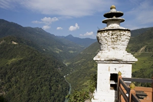 Trongsa Prints: Puna Tsang River, Trongsa Dzong, Trongsa, Bhutan, Asia