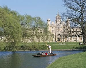 University Collection: Punting on the Backs, with St. Johns College, Cambridge, Cambridgeshire