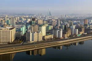 North Korean Prints: Pyongyang and the River Taedong