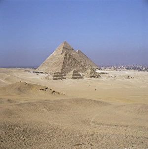 Pyramids at Giza, UNESCO World Heritage Site, near Cairo, Egypt, North Africa, Africa