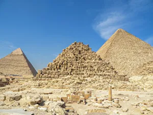 The Pyramids of Giza, UNESCO World Heritage Site, near Cairo, Egypt, North Africa, Africa