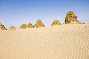Images Dated 14th September 2005: Pyramids of Nuri, Kingdom of Meroe, Sudan, Africa