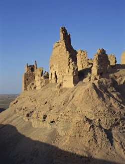 Syria Prints: Qala at Ar Rahba, dating from the 13th century, Euphrates Valley, Syria, Middle East