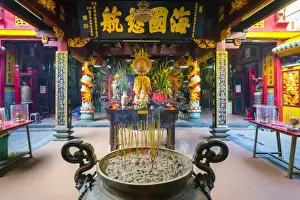 Vietnamese Prints: Quan Am Pagoda (Chua Quan Am) Buddhist temple interior
